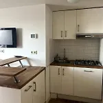 Beachfront With Rooftop Terrace Appartement
