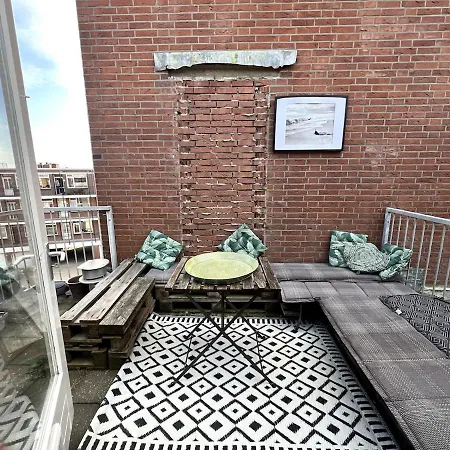 Beachfront With Rooftop Terrace Den Haag