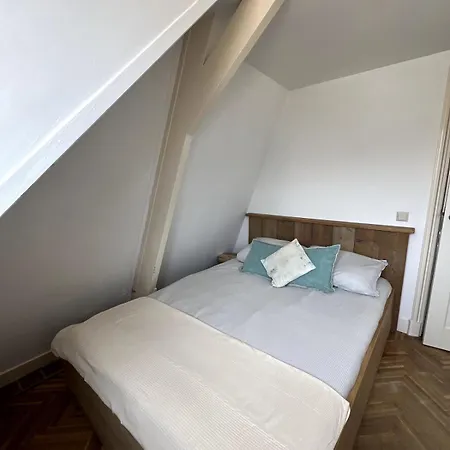 아파트 Beachfront With Rooftop Terrace *